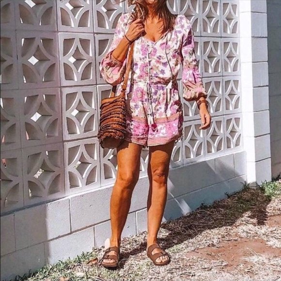 NWOT size small floral print romper - Picture 3 of 9